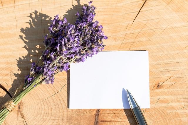 女人主动对你有意思的表现，女人主动给你三种机会