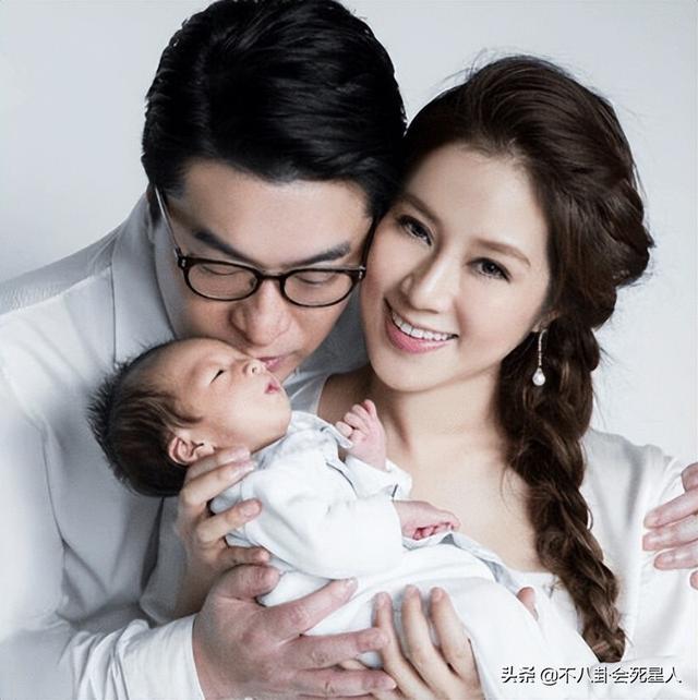 李嘉欣和儿子最近照，李嘉欣儿子或继承4百亿