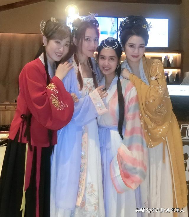 几位女明星的素颜你被谁惊艳到了，现实中路人脸