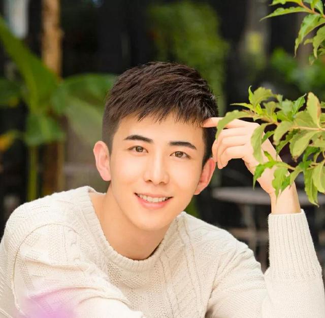 女生说好冷怎么回复，女生说冷怎么回复高情商（教你如何把女神变女友）