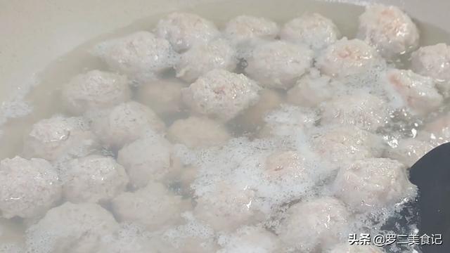 怎么做肉丸子好吃，肉丸子怎么做才好吃又简单（这才是肉丸子最好吃的做法）