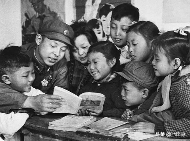 关于学雷锋纪念日，雷锋纪念日学做小雷锋