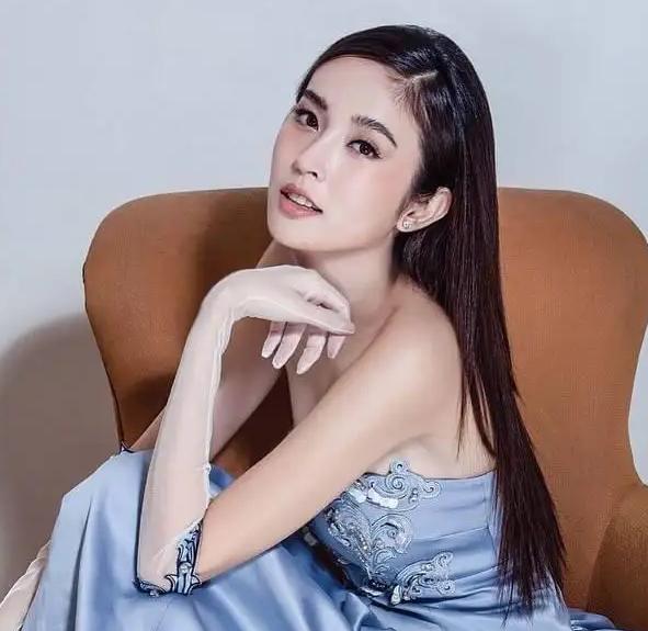 泰国明星宝儿拍过的电视剧，人妖皇后宝儿17岁变成女人