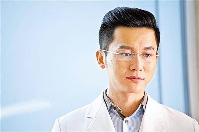 李晨和范冰冰的真实近况，李晨言论惹争议