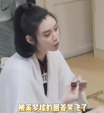 奚梦瑶妊娠期糖尿病(奚梦瑶挺孕肚戛纳秀红毯)
