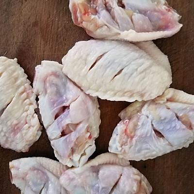 红烧鸡翅家常做法最简单，简单好吃的红烧鸡翅