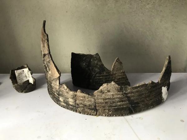 石刃，贵州青龙偃月刀出土