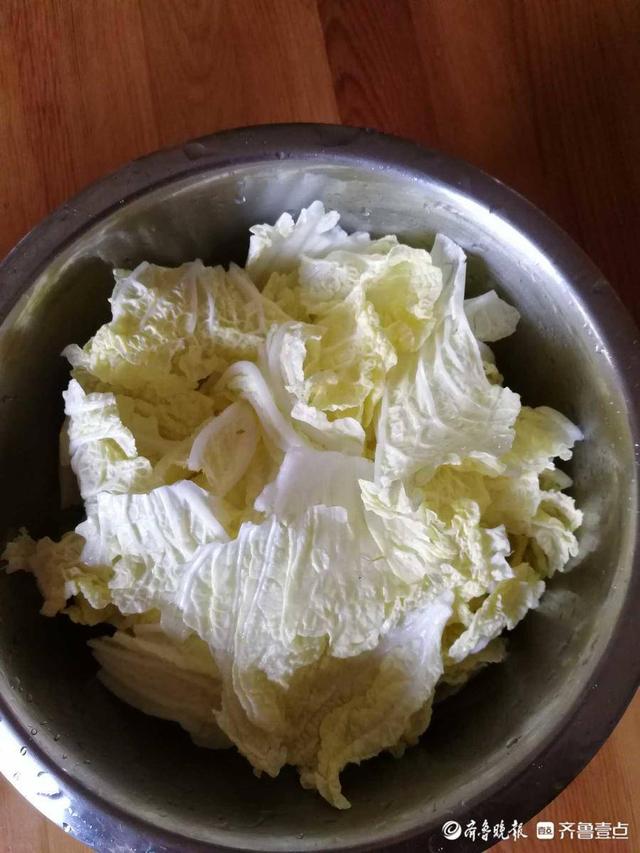 羊汤馆做汤方法，羊汤怎么熬才能汤鲜味美不膻不腻