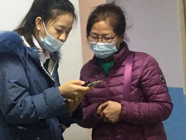 智能手机课堂走进济南鑫苑名家物业服务中心