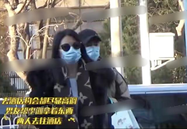 李湘女儿近照李湘晒王诗龄近照，李湘回应王诗龄汉服造型