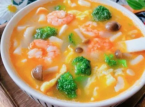 菌菇豆腐汤的家常做法大全，健康营养菌菇豆腐汤