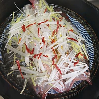油淋鱼正宗做法，油泼鱼清蒸鱼