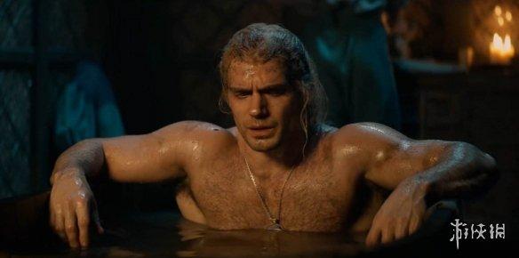 巫师三年度版是什么，年度版》游戏可玩程度