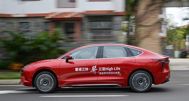 江铃雷诺纯电动suv，让15万元级的纯电轿车市场更火热