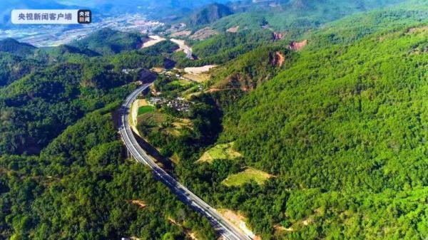 云南哪些高速是重要的高速，两条高速公路建成通车