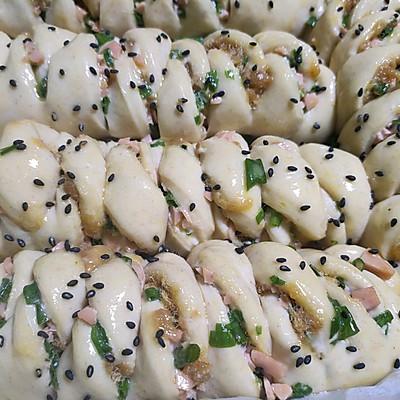 香葱肉松面包怎么做松软好吃，这么美味的香葱肉松面包都没吃过