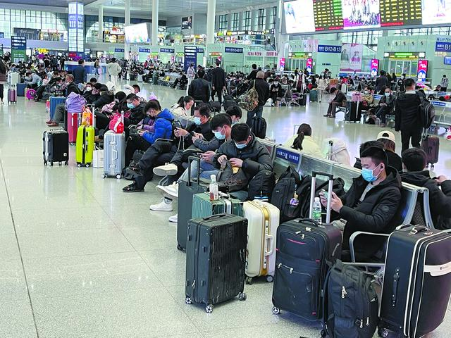 这份春运出行指南请查收，春运出行指南请收好（春运返程火车票开抢）