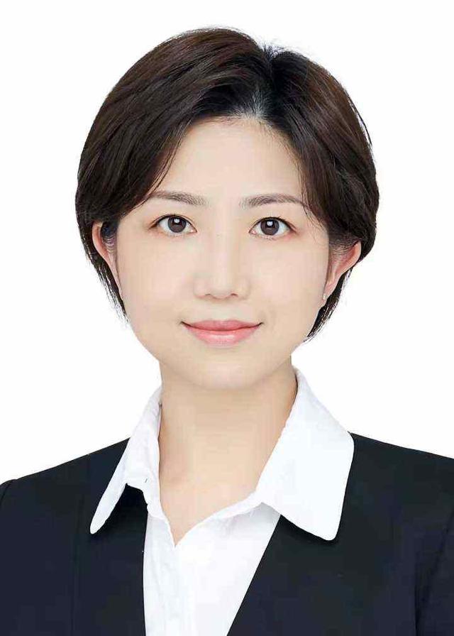 短暂性失明前兆，55岁大伯双眼先后逐渐失明