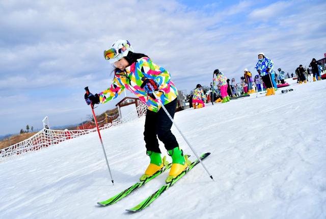 东北滑雪十大排名，全国滑雪场记录里程前十名