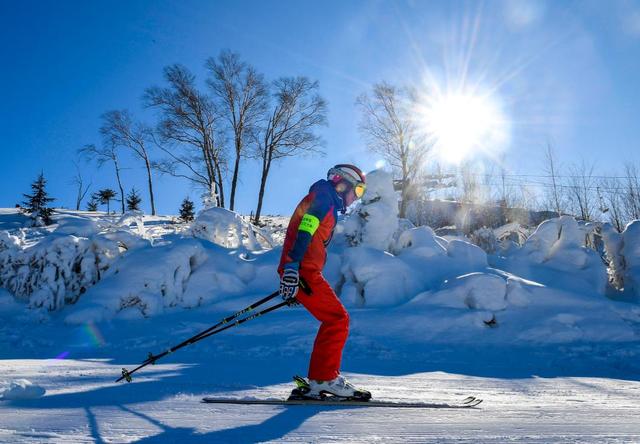 东北滑雪十大排名，全国滑雪场记录里程前十名