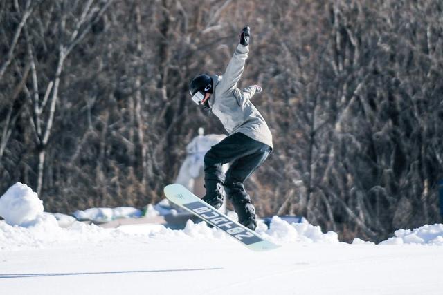 东北滑雪十大排名，全国滑雪场记录里程前十名