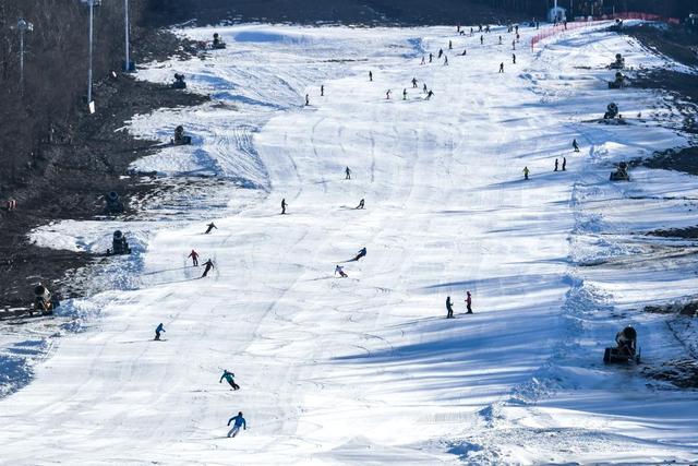 东北滑雪十大排名，全国滑雪场记录里程前十名