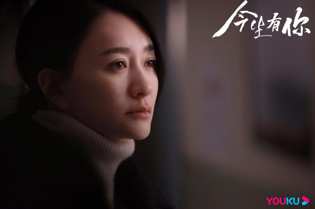 钟汉良李小冉三度合作分别是哪些，李小冉一改与钟汉良合演熟龄虐恋剧《今生有你》化身美艳职业妇女