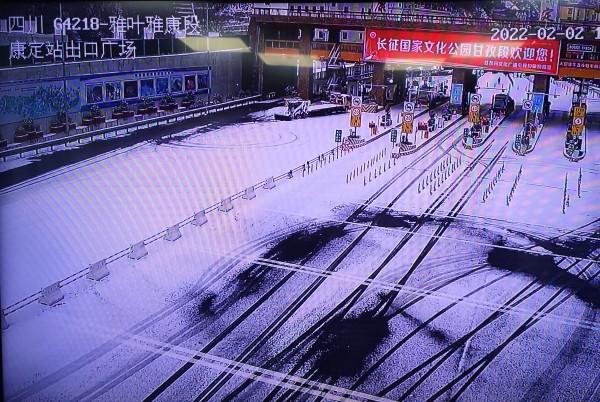 雅西高速未来一周出行路况，雅西高速有交通管制