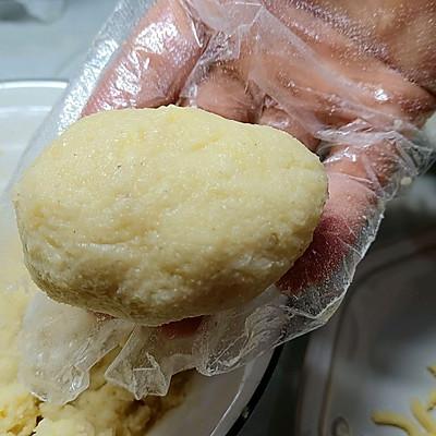 超能拉丝的芝士土豆饼吃一口就停，超能拉丝的芝士土豆饼