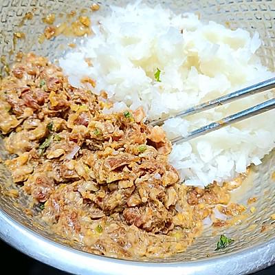 羊肉大葱饺子馅的做法，羊肉大葱馅饺子制作（40年老回民饺子馆的牛羊肉调馅方法）