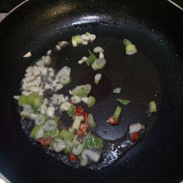 罗马生菜怎么炒最好吃，酸辣罗马生菜