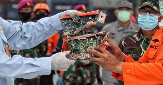 东航飞机失事的黑匣子最新情况，东航空难黑匣子被发现