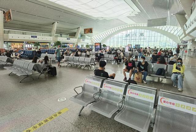 厦门brt时间表，铁路实行新列车运行图（厦门brt2号线路线全程时间表）