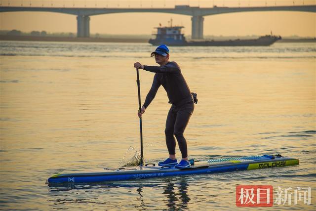 荆州重点发展旅游，湖北荆州荆江流