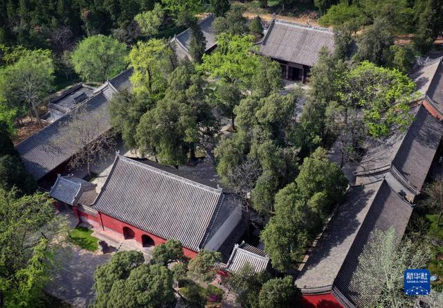 登封嵩岳寺塔立面图教程，天空之眼瞰登封