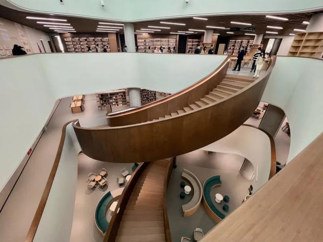 成都图书馆现在开放吗，成都这一高颜值图书馆即将开馆