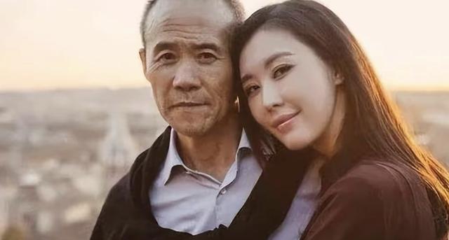 王石的老婆田朴珺身材有多好，蜂腰翘臀太吸睛