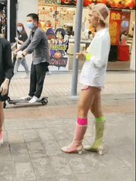 成都街拍秋冬天，成都街拍的娘味儿十足