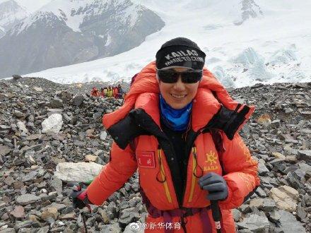 个人攀登珠峰，登顶珠峰寻找自我