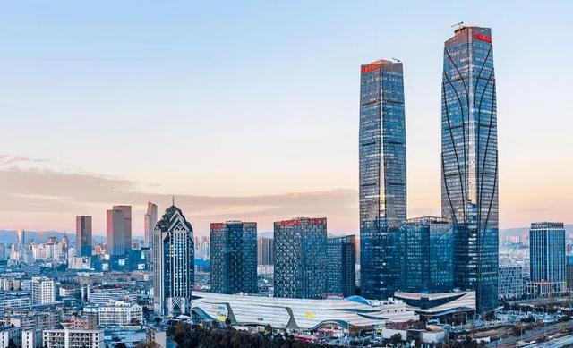 恒隆广场昆明项目最新进展，恒隆广场酒店和公寓楼项目主体结构封顶