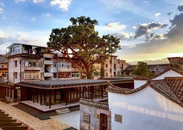 艺术里的村庄你了解吗，艺术村利弊