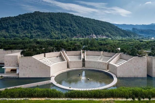 艺术里的村庄你了解吗，艺术村利弊