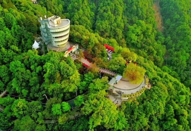 3-5天短途旅游路线推荐四川，自己去四川自由行3天路线推荐
