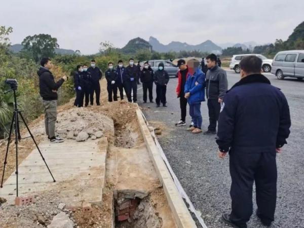 柳州搭顺风车失联女子遇害，女子在柳石路搭