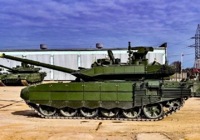 t-90坦克不带附加装甲，T-90坦克被称为大眼萌妹