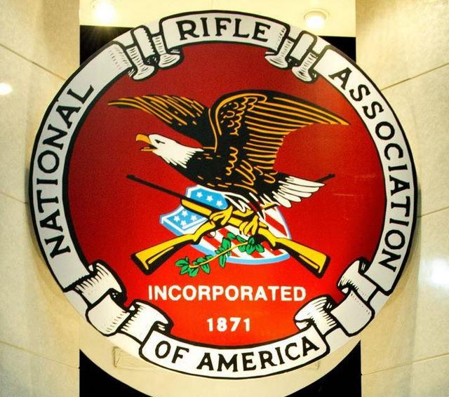 美国枪支标准，盘点美国军、警、特的10大制式手枪