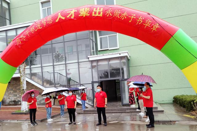 招远市一中中考现场，加油少年招远市4466名学子逐梦中考考场