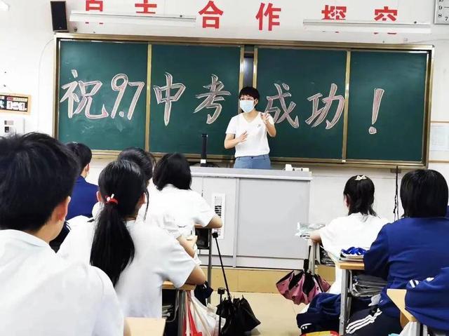 招远市一中中考现场，加油少年招远市4466名学子逐梦中考考场
