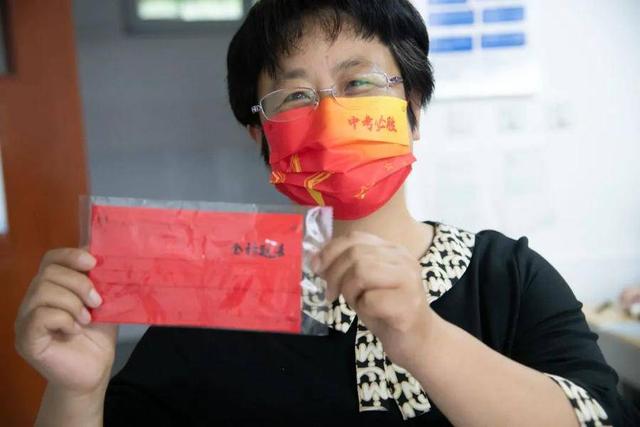 招远市一中中考现场，加油少年招远市4466名学子逐梦中考考场