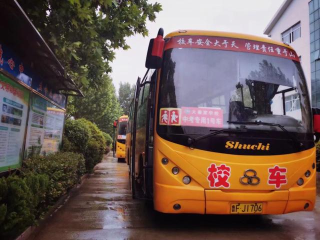 招远市一中中考现场，加油少年招远市4466名学子逐梦中考考场